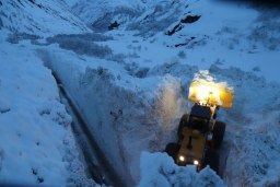 Les travaux de déblaiement de la route ont commencé - Aucun(e)